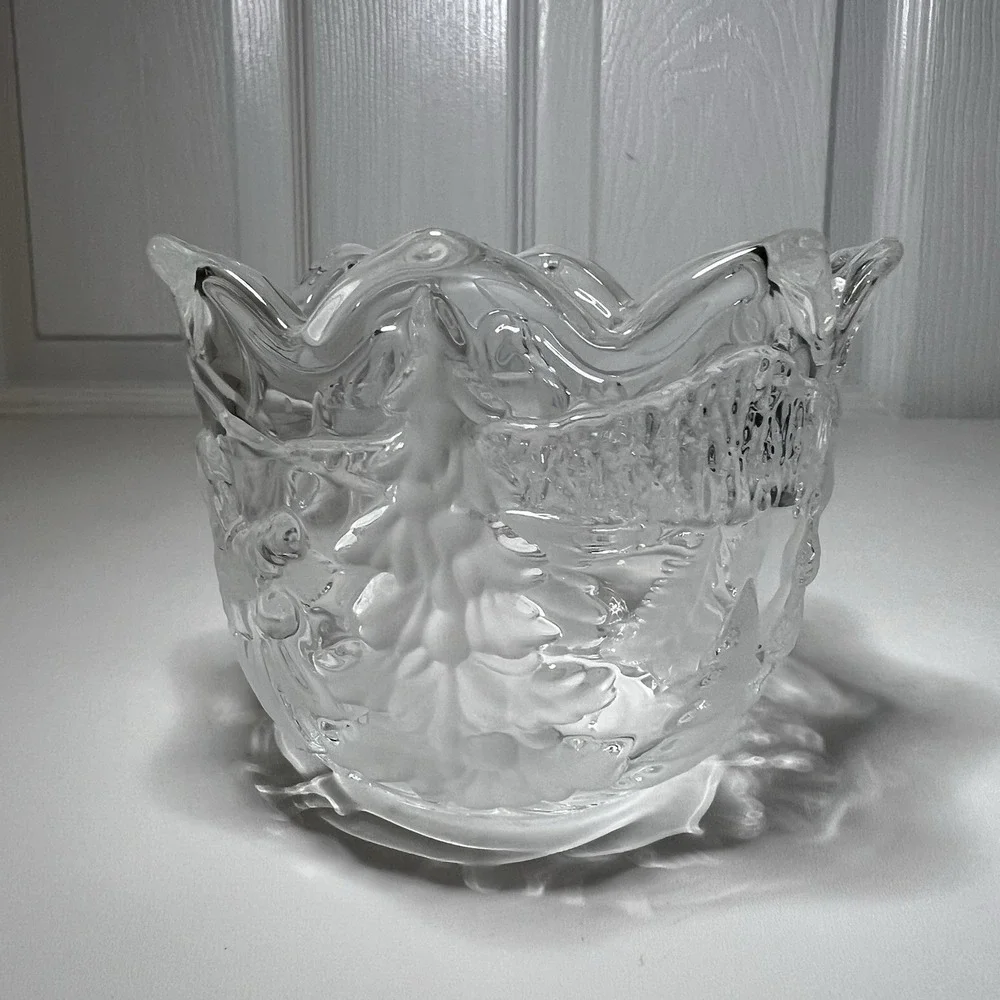 Mikasa Christmas Story Crystal Clear Glass‎ Votive/Tea Light Candle Holder